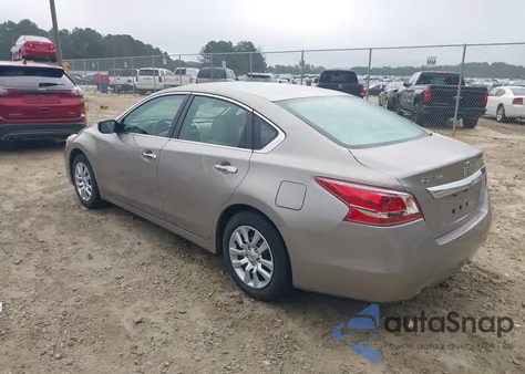 2013 Nissan Altima 2.5 S из США, поврежденный, VIN 1N4AL3AP8DC158234